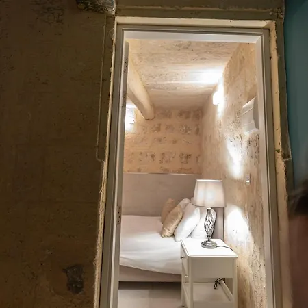 아파트 Bnbnova - Historic House With Rooftop 발레타