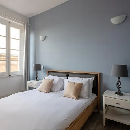 Bnbnova - Historic House With Rooftop * 발레타