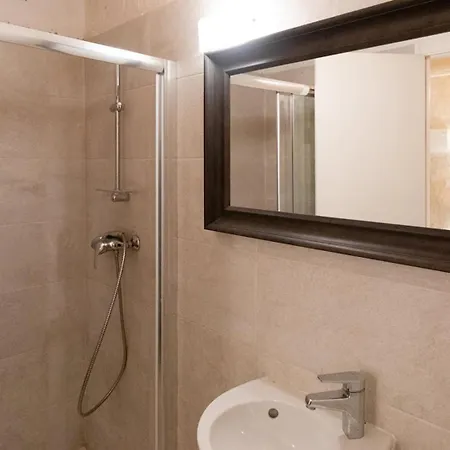 아파트 Bnbnova - Historic House With Rooftop 발레타