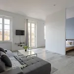 Bnbnova - Historic House With Rooftop شقة فاليتا