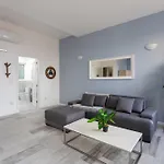 Bnbnova - Historic House With Rooftop شقة فاليتا